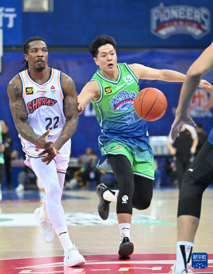 pg游戏官网登录入口包含赛地聚焦：CBA常规赛集结日热度飙升，尤文图斯主帅复盘，信心回归，阵容厚度经受考验的词条