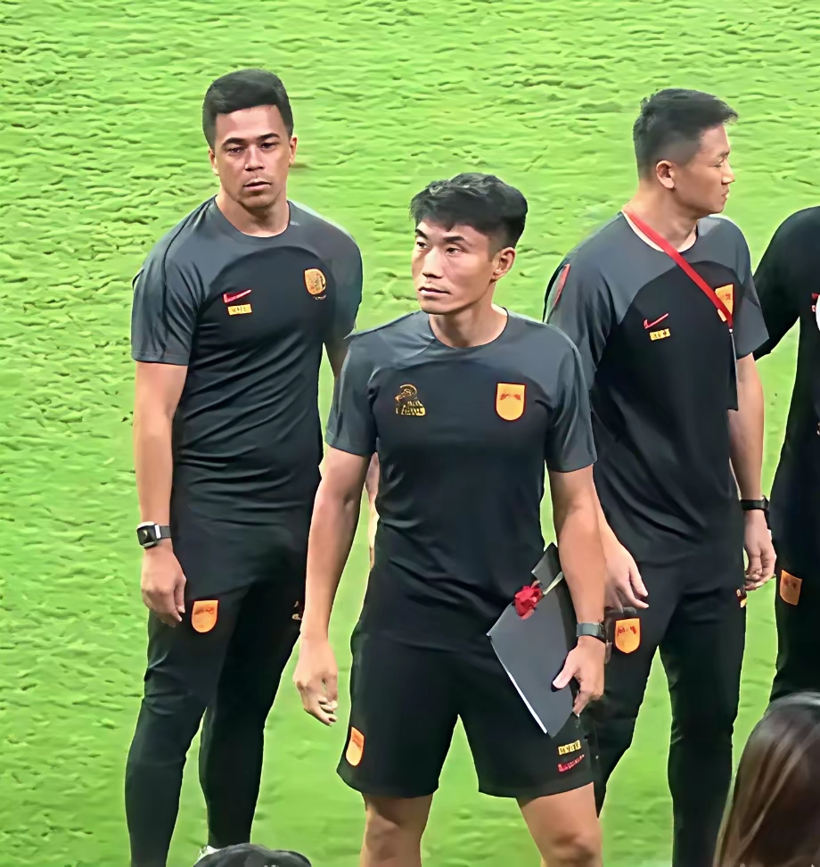 pg游戏官网登录入口包含足总杯赛前走向成谜,里昂单刀错失,震撼外界,年轻球员得到机会的词条